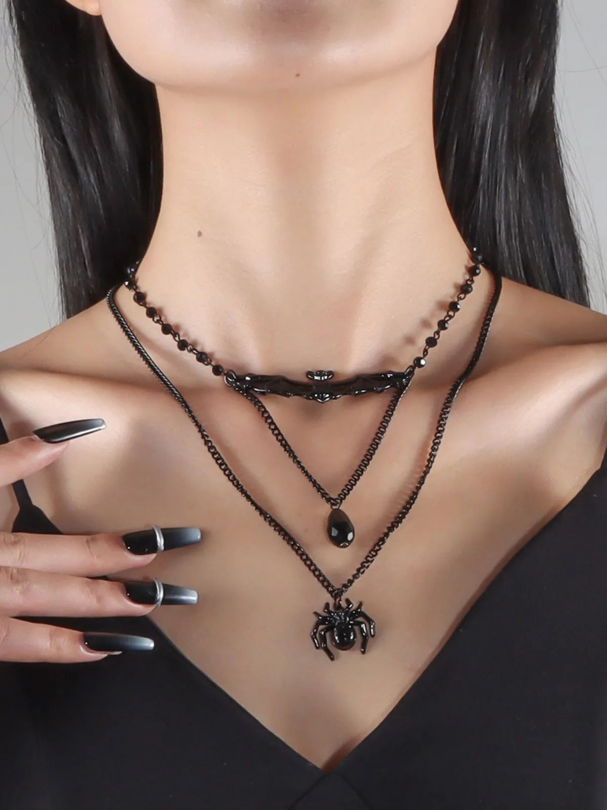 Halloween 1pc Gothic Retro Spider Alloy Iron Pendant Necklaces
