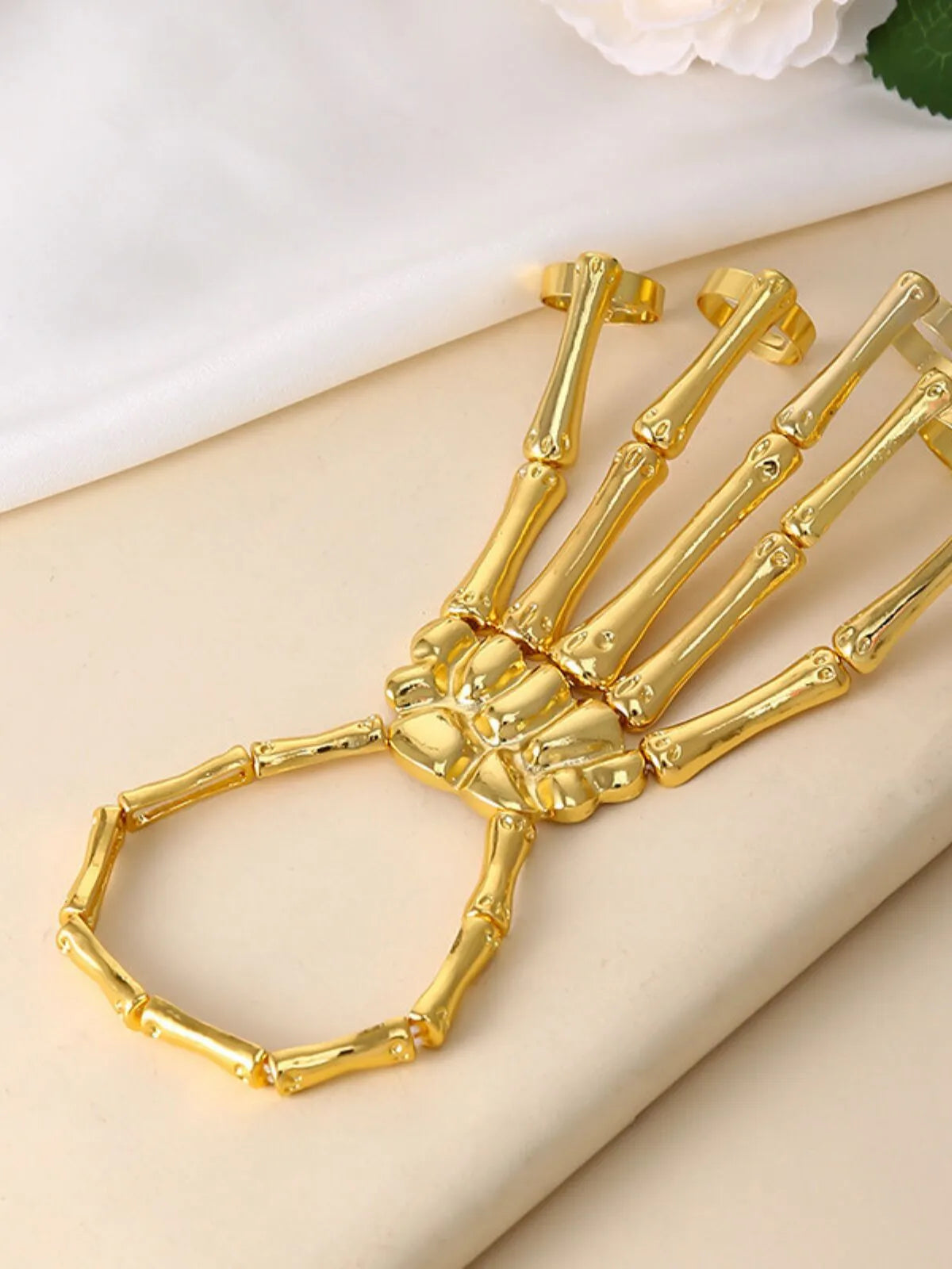 1PC Gothic Punk Skeleton Hand Glove Adjustable Metal Finger Claw Skeleton Full for Halloween Cosplay and Party