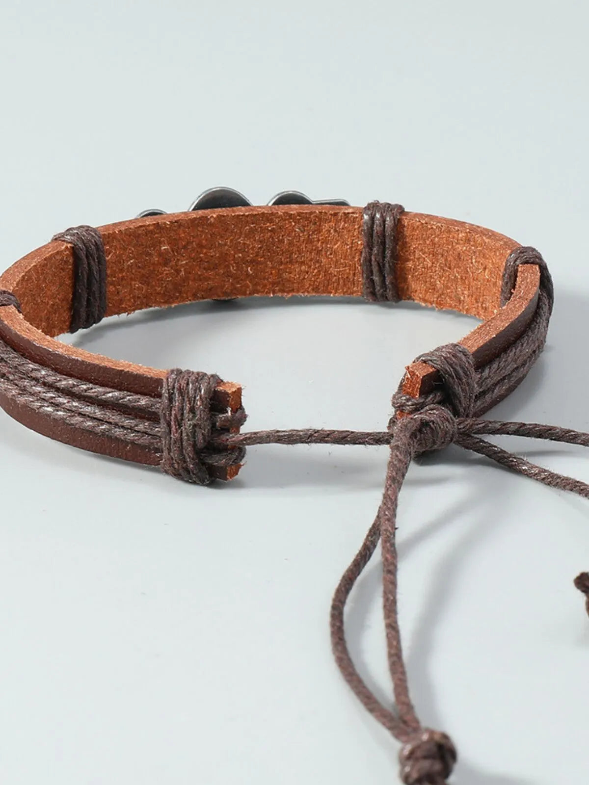 Halloween 1PC Adjustable Cord with 3 Skull Charms Faux Leather Bracelet