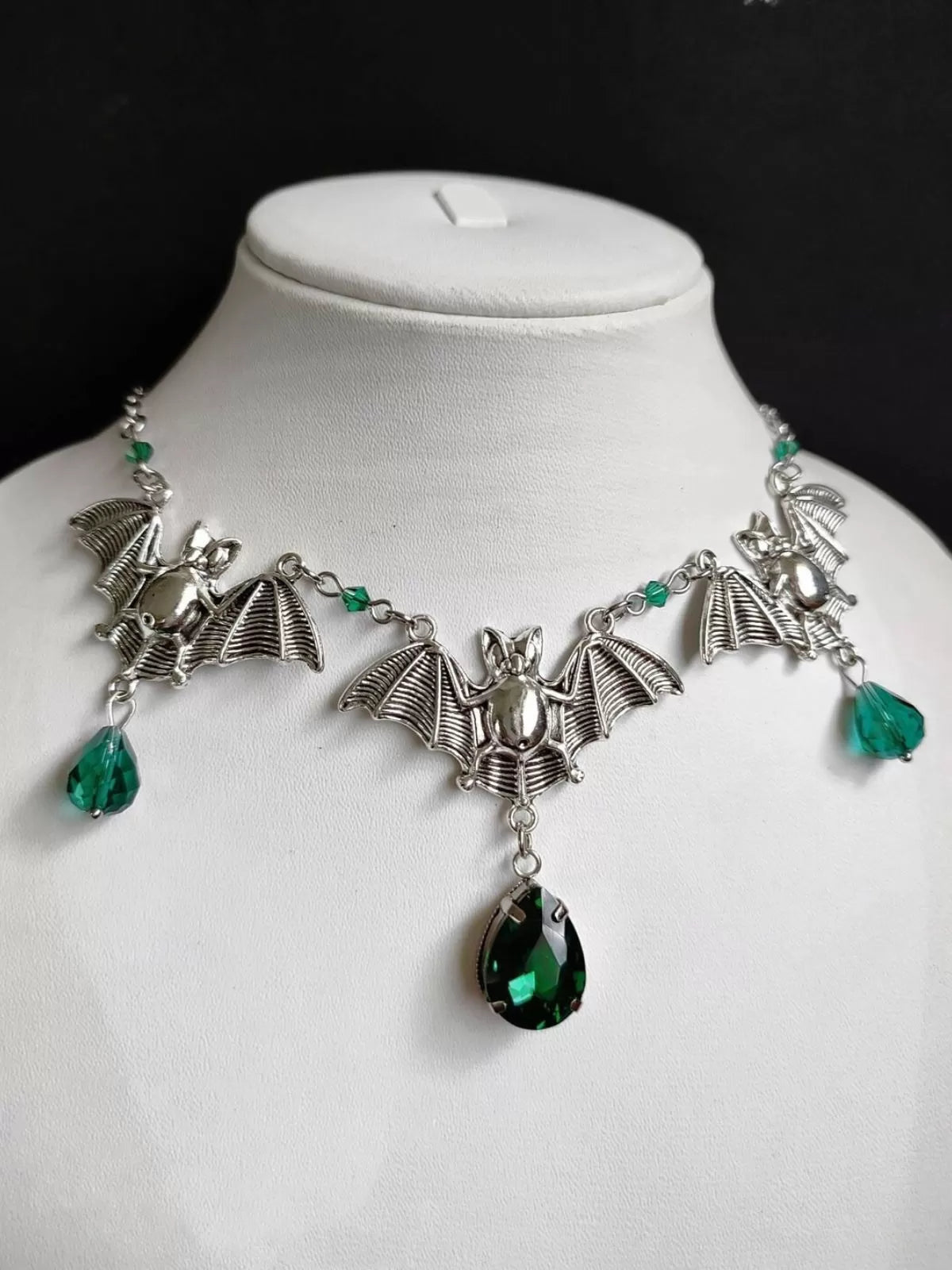 Halloween Gothic Punk Vampire Bat Bloody Crystals Necklace
