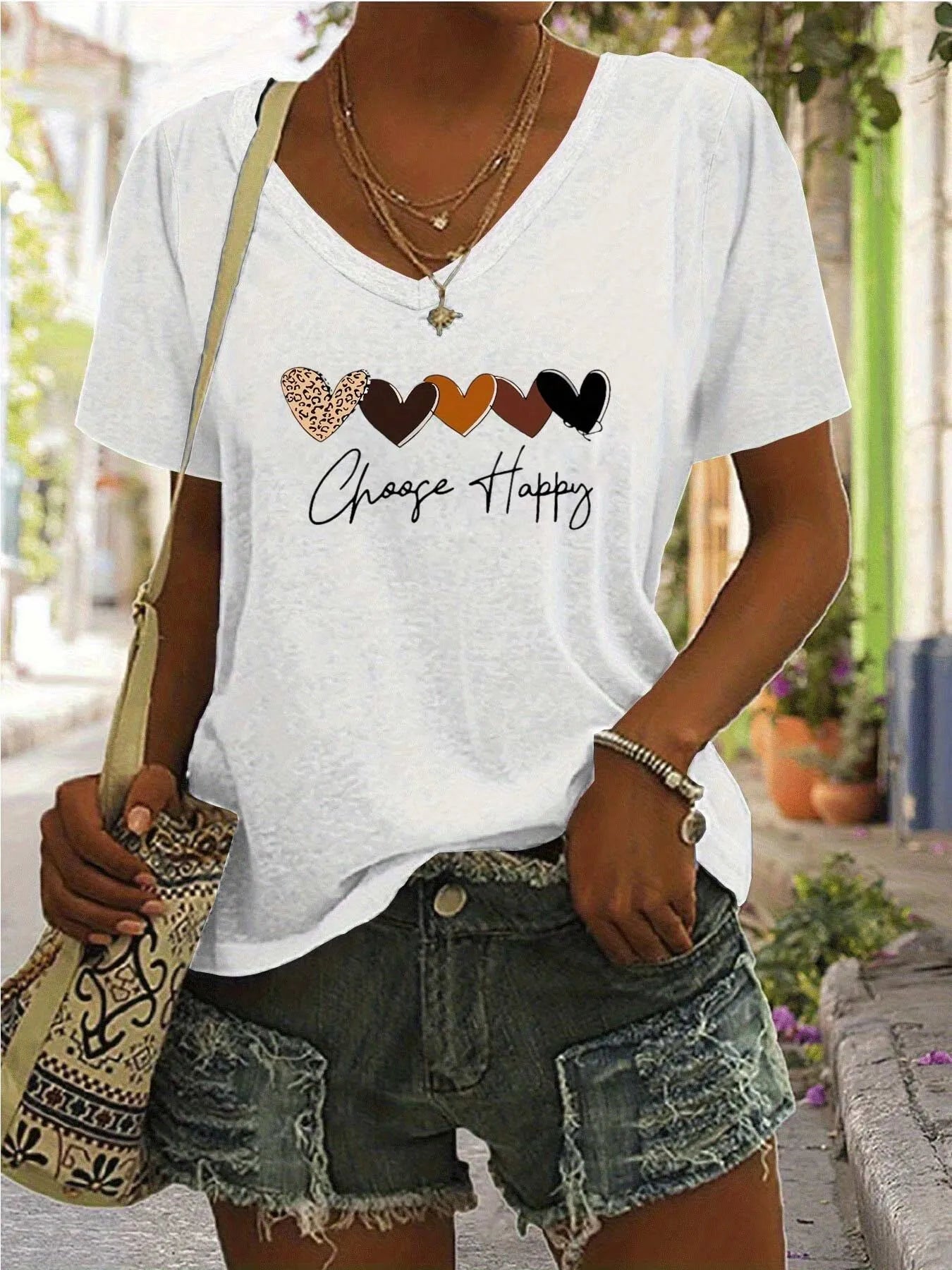 Heart V-neck Regular T-shirt