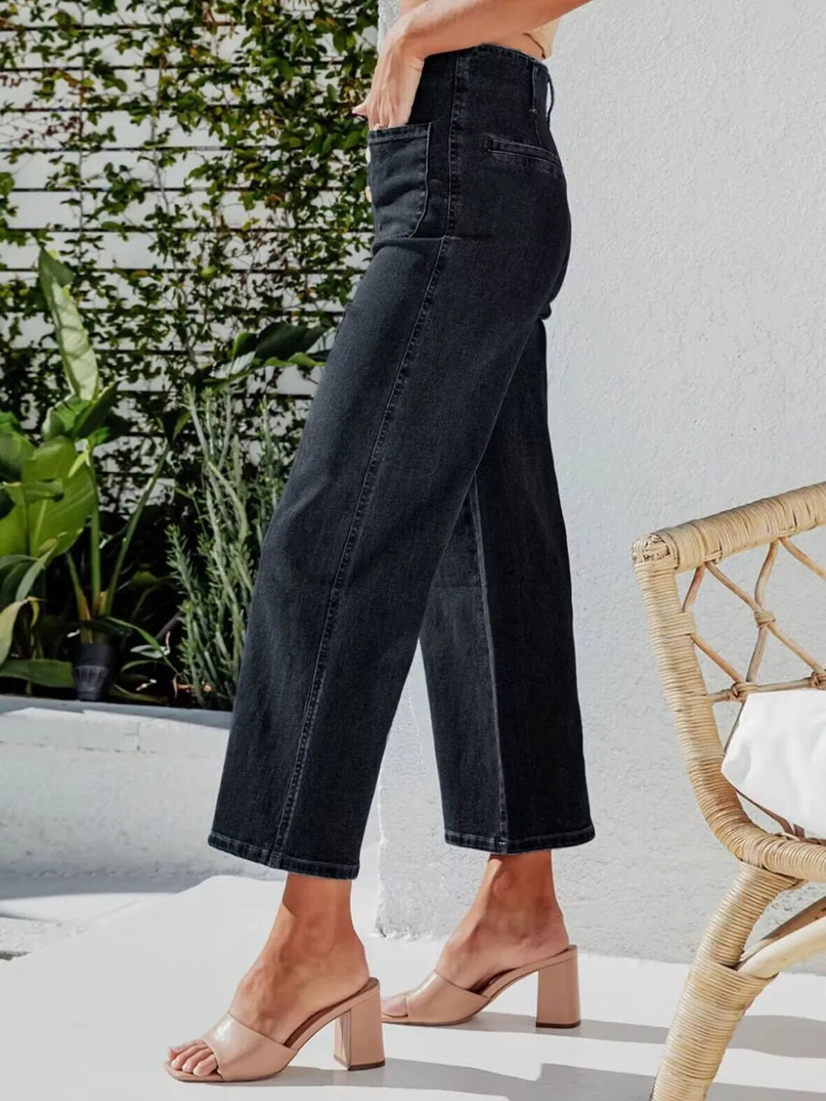 Stretchy High Waisted Stretchy Straight Leg Buttoned Loose Pocket Denim Jeans
