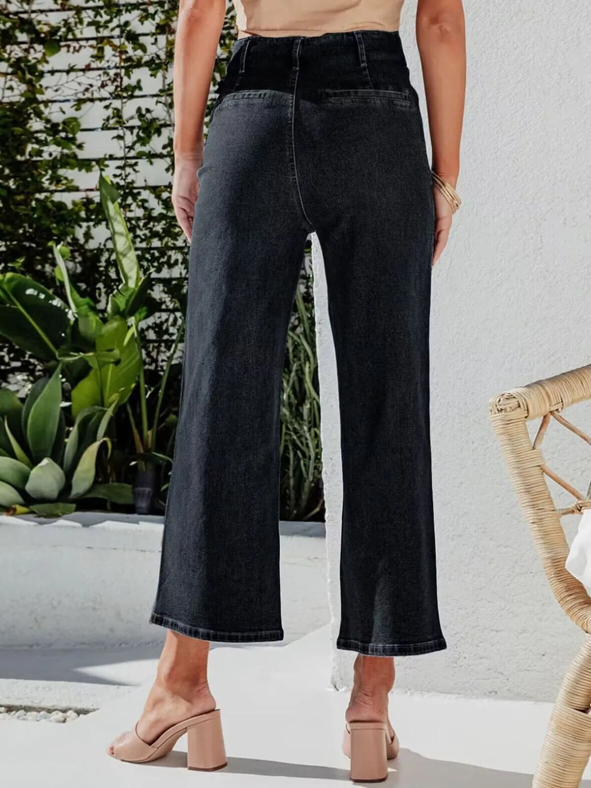 Stretchy High Waisted Stretchy Straight Leg Buttoned Loose Pocket Denim Jeans