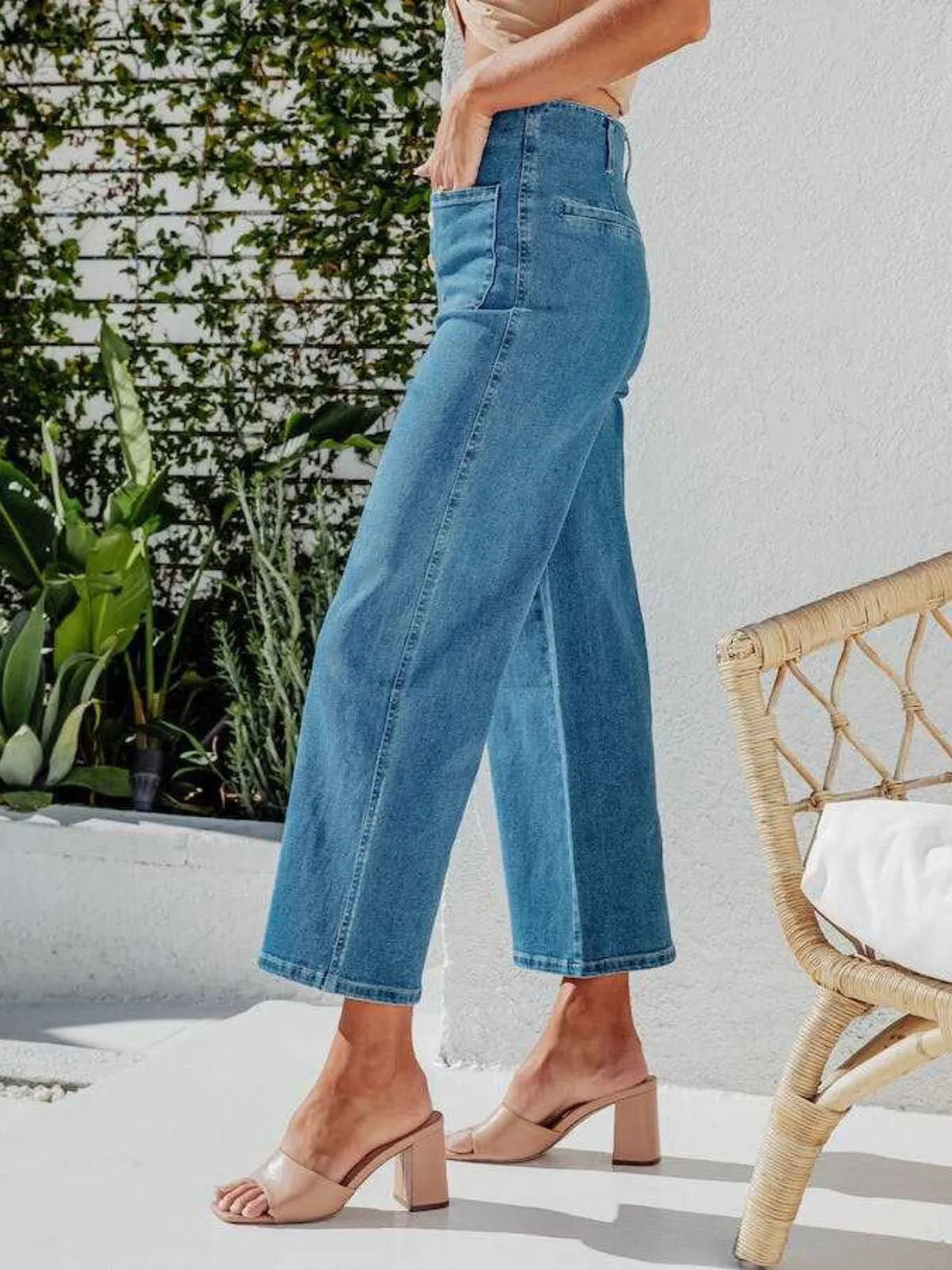 Stretchy High Waisted Stretchy Straight Leg Buttoned Loose Pocket Denim Jeans