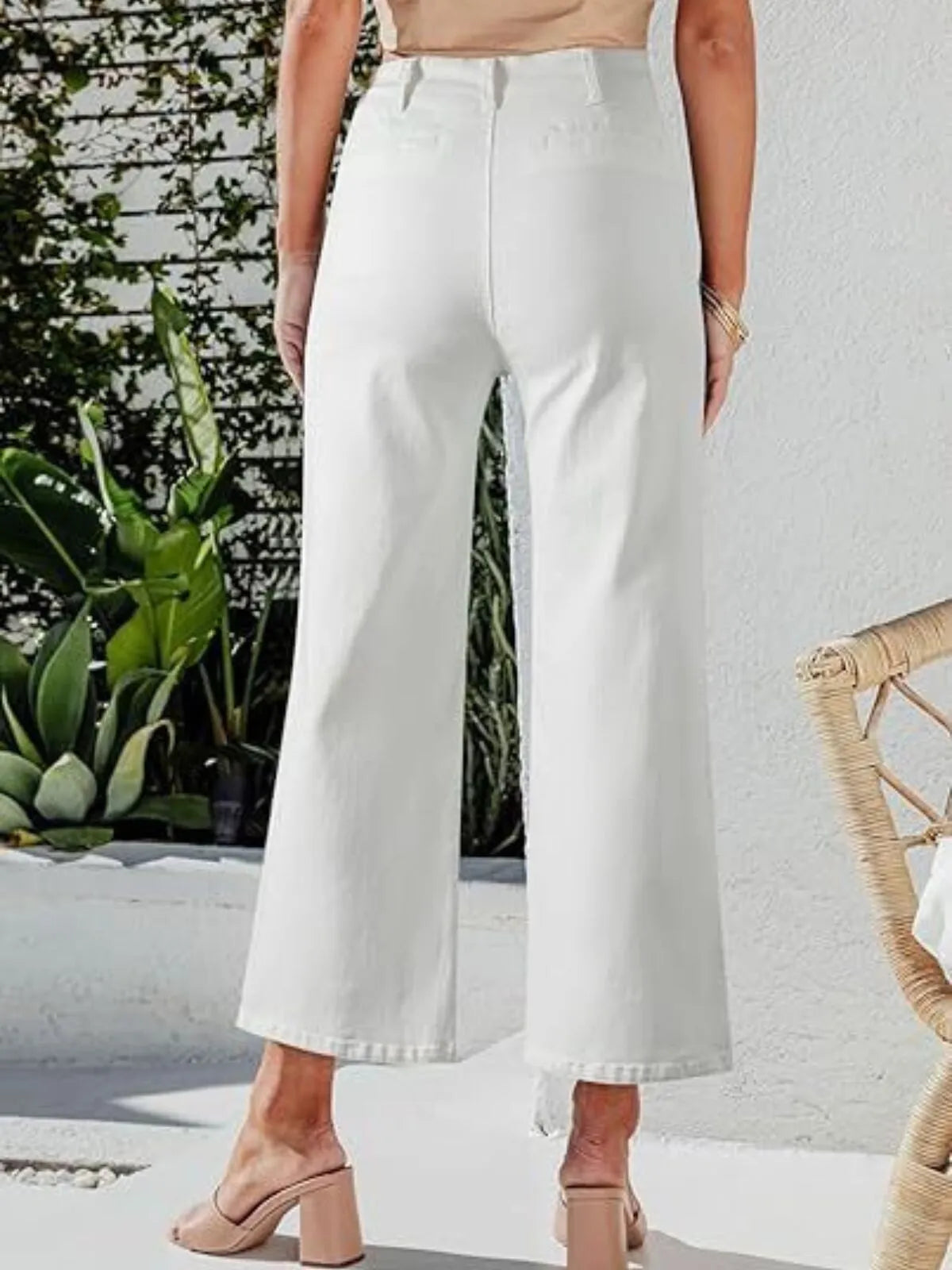 Stretchy High Waisted Stretchy Straight Leg Buttoned Loose Pocket Denim Jeans