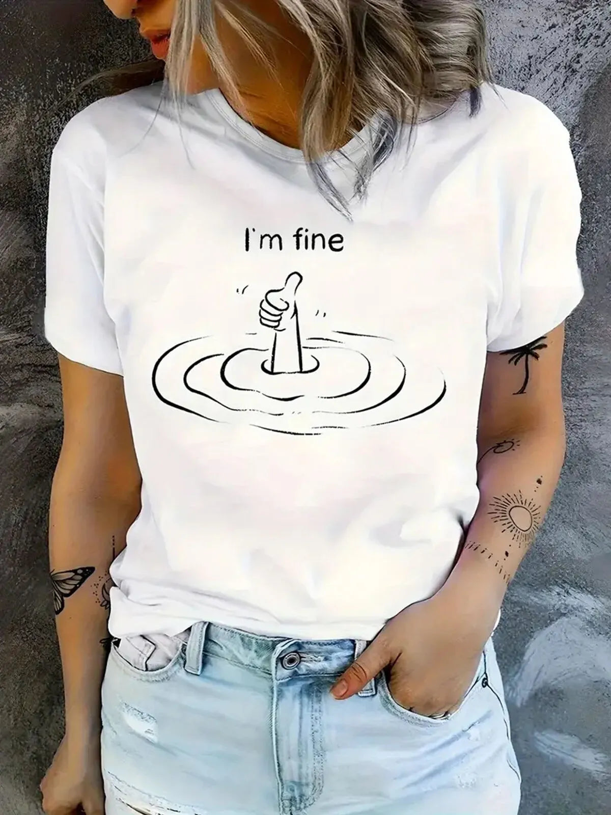 Letter I'm Fine Round Neck T-shirt