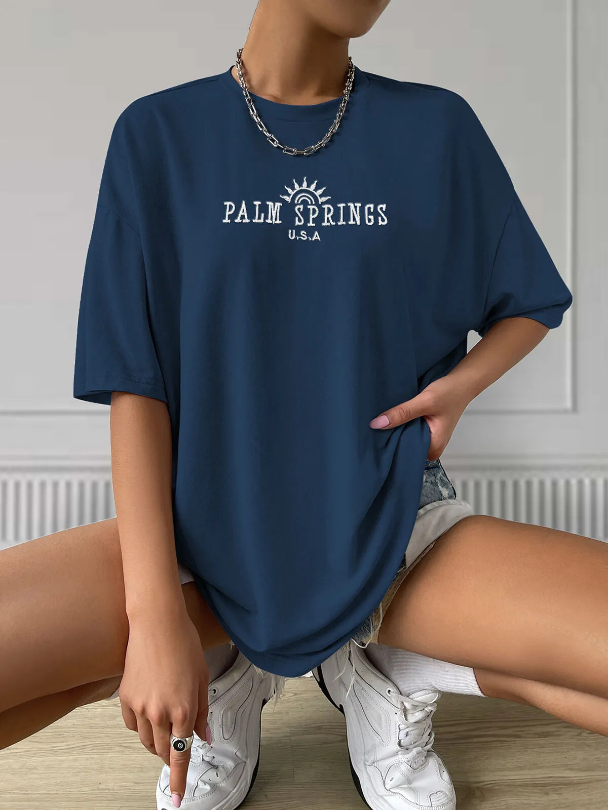 Sun & Letter Graphic Drop Shoulder T-shirt