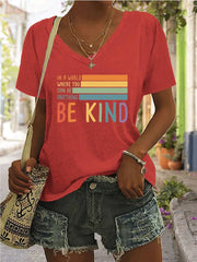 Letter V-neck Regular T-shirt