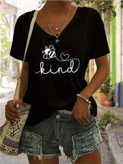 Letter V-neck Regular T-shirt