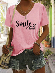 Letter V-neck Regular T-shirt