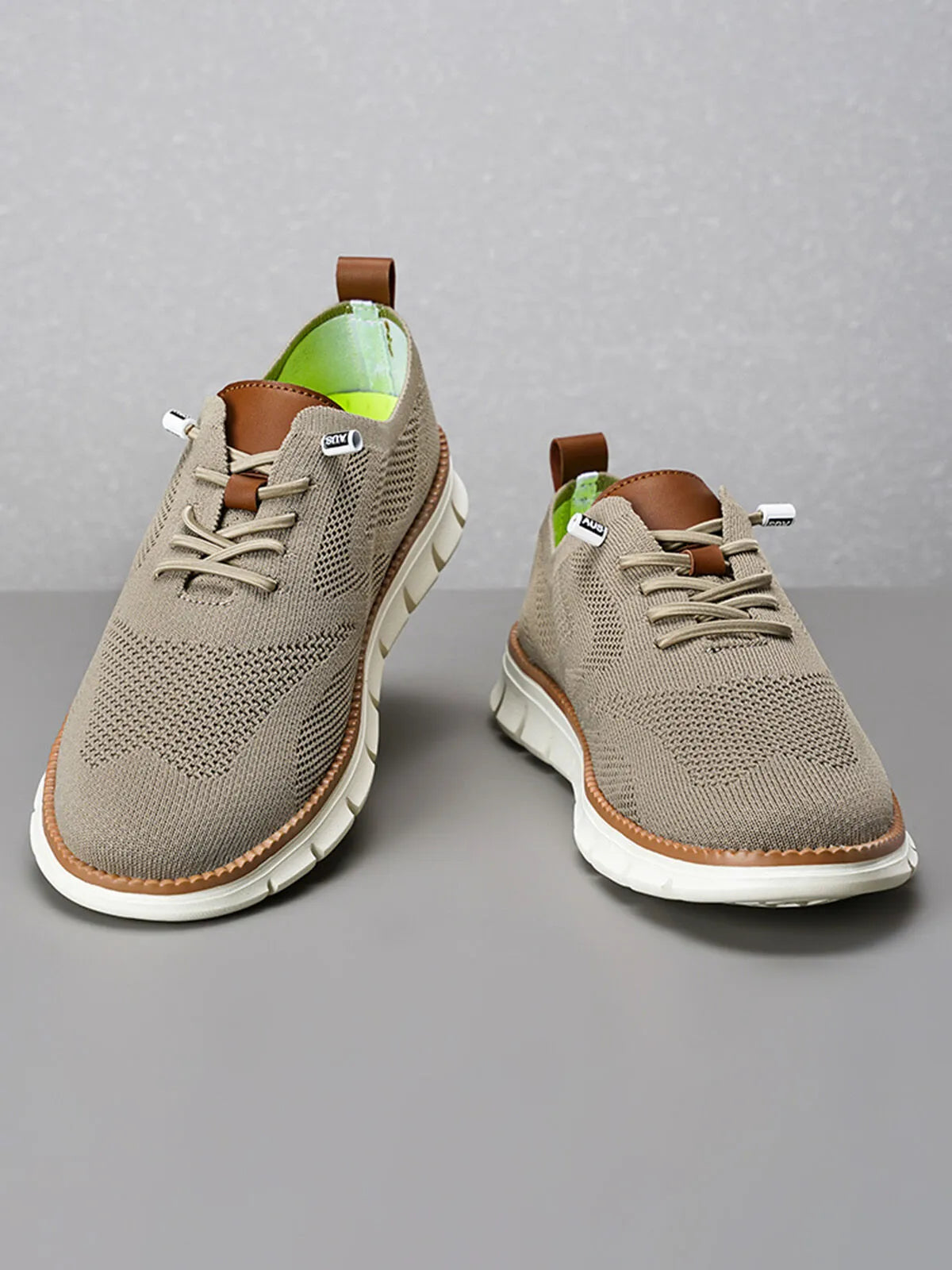 Mid-cup Round Toe Breathable and Soft Sneakers 