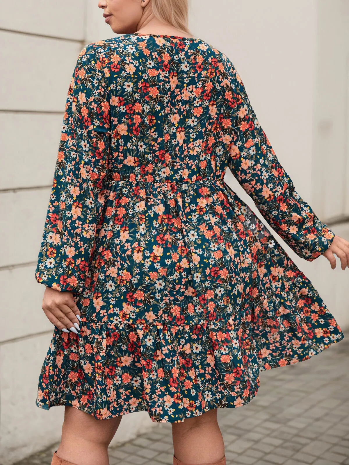 Plus Size Floral V-neck Regular Sleeve A-line Dress