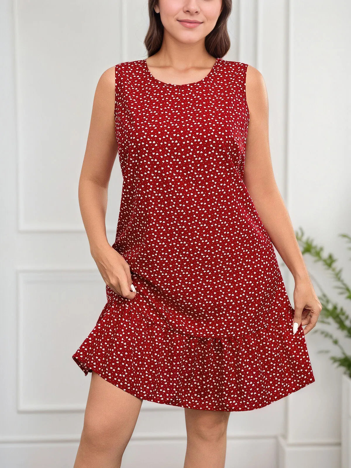 Plus Size Ditsy Floral Scoop Sleeveless A-line Dress