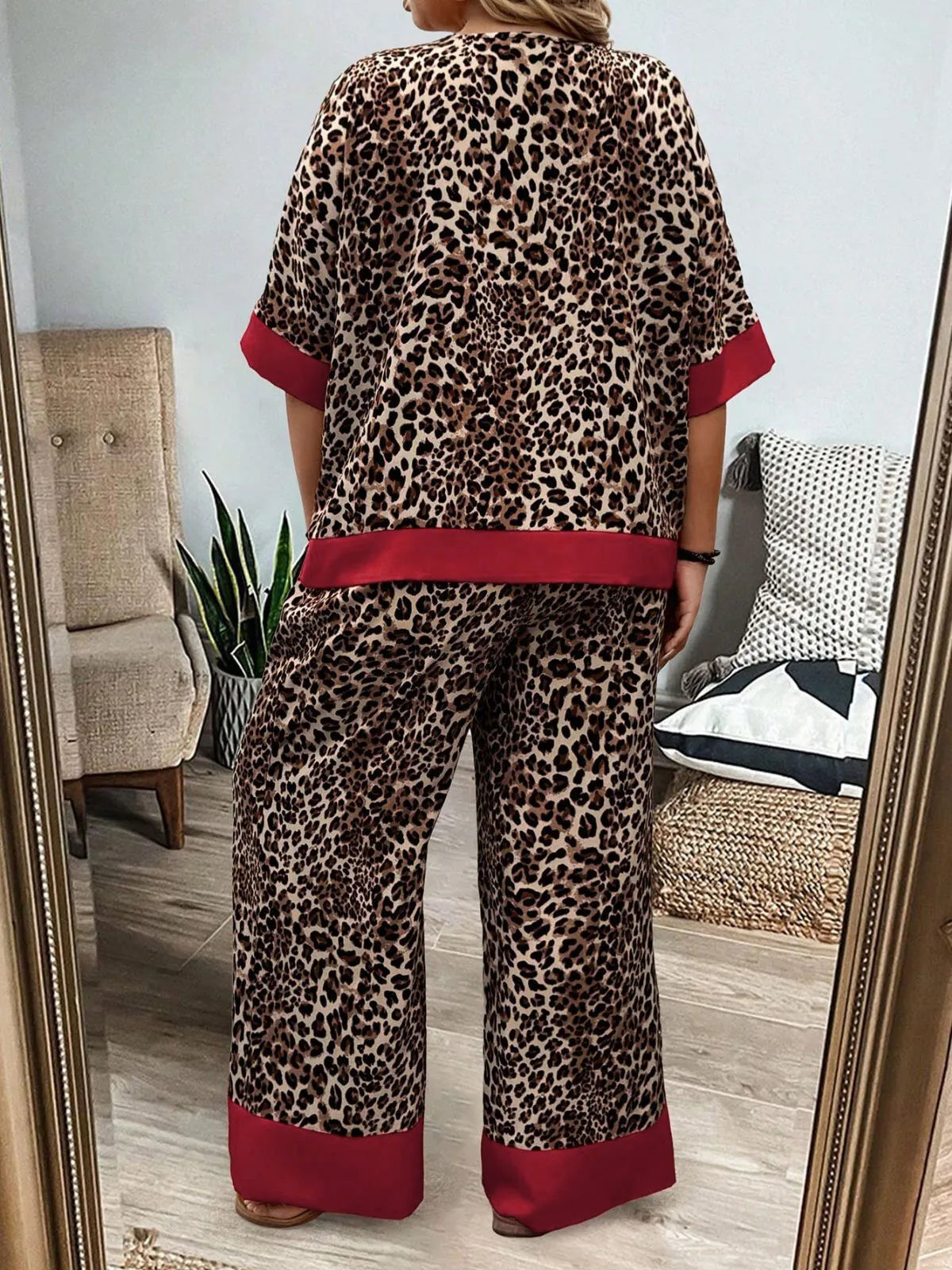 Plus Size Leopard Batwing Sleeve T-shirt & Vintage Pants