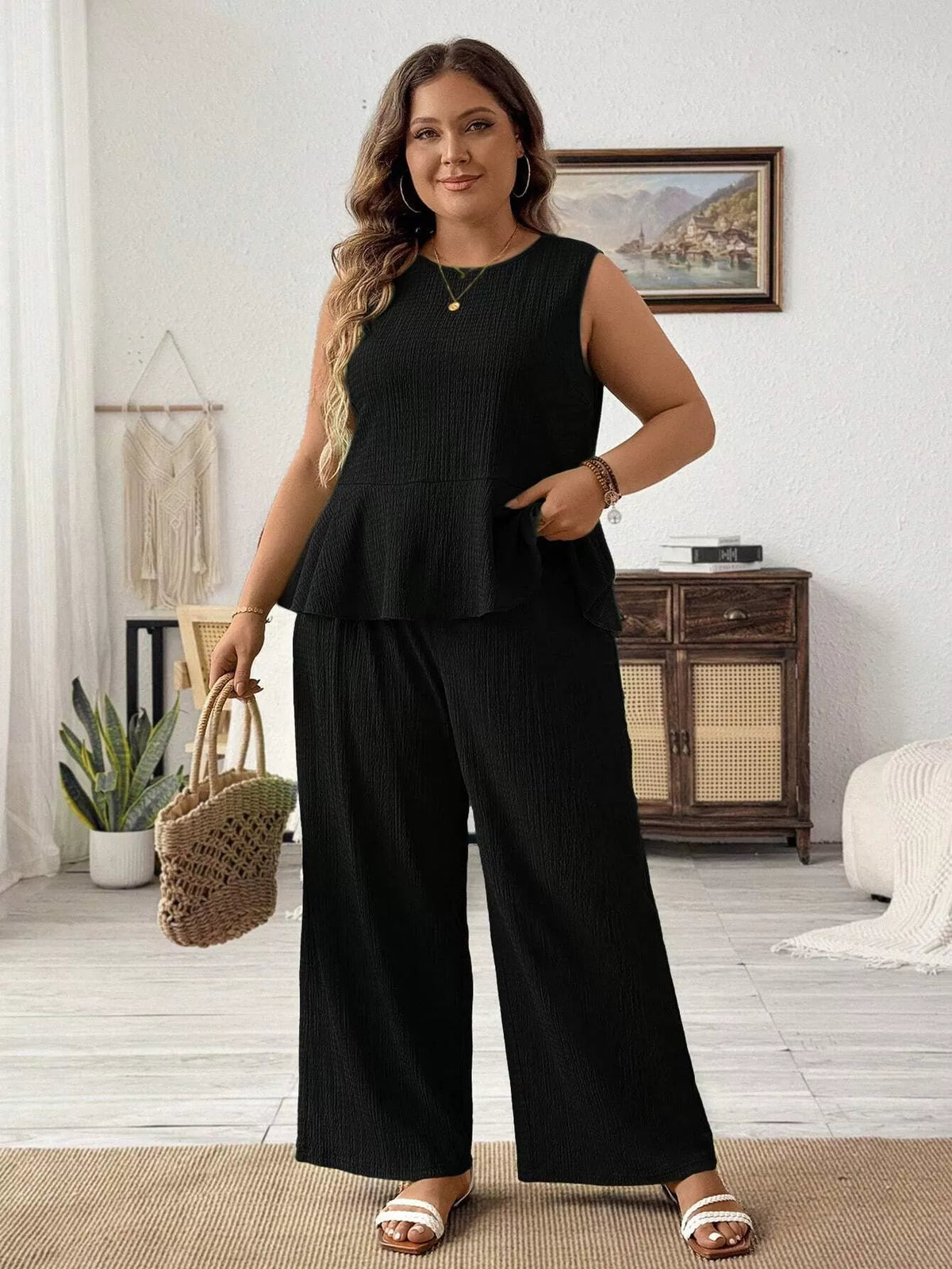 Plus Size Casual Round Neck Tank & Solid Pants