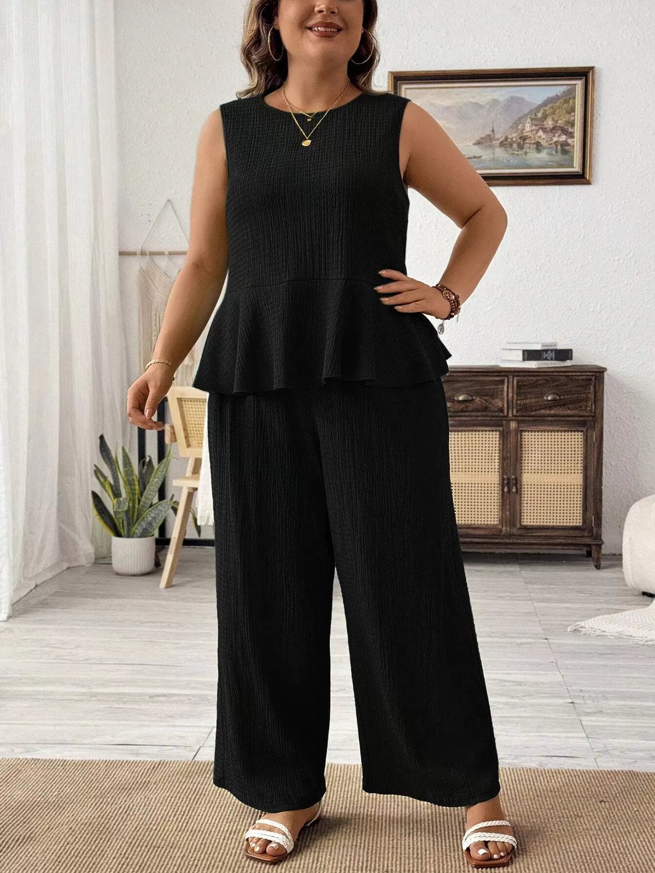 Plus Size Casual Round Neck Tank & Solid Pants