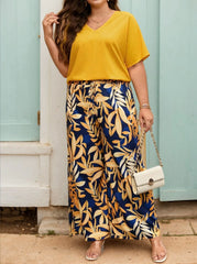 Plus Size Solid V-neck Top & Plants Pants