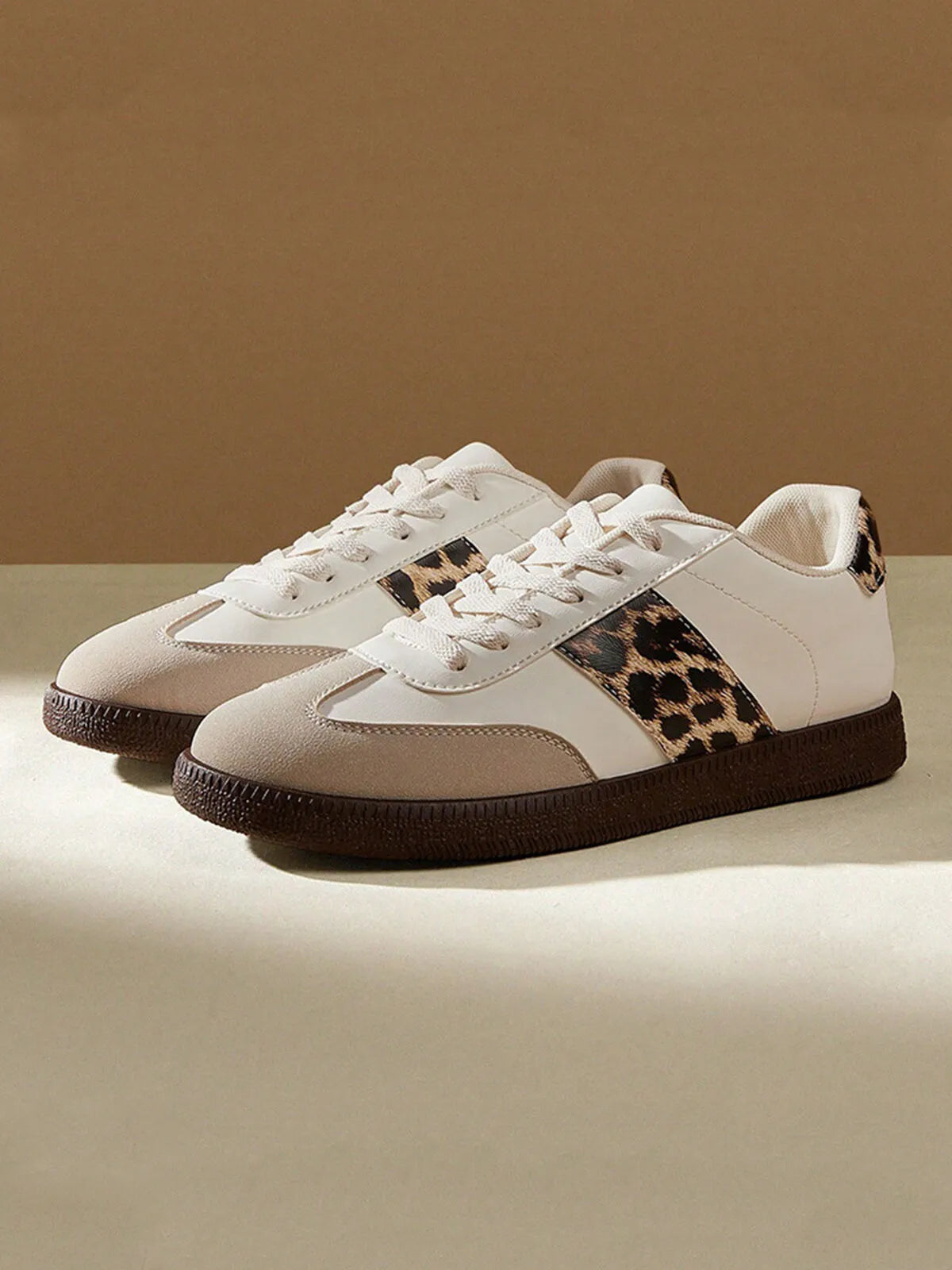 Relaxed Casual Leopard Panel PU Leather Low Cut Lace up Sneakers