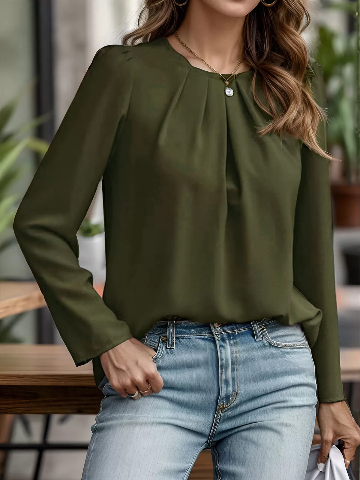 Round Neck Puff Long Sleeve Blouse