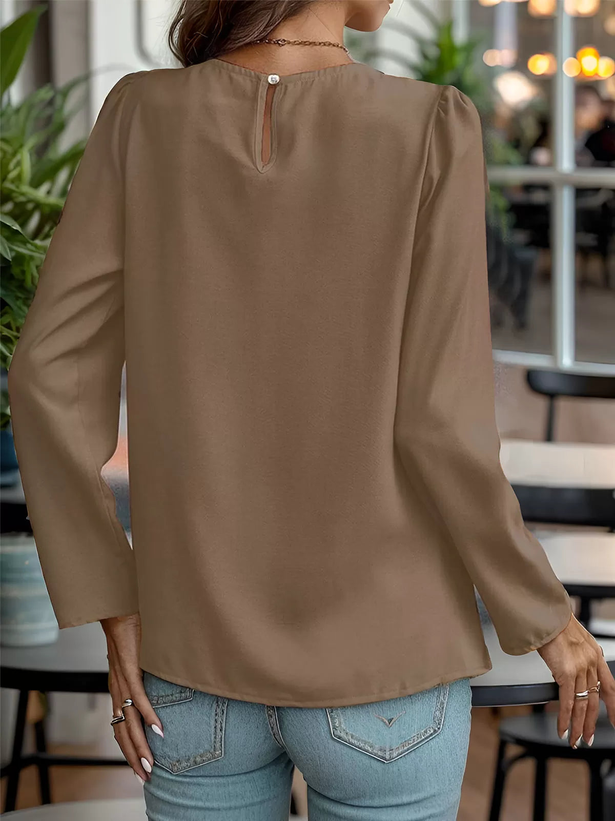 Round Neck Puff Long Sleeve Blouse
