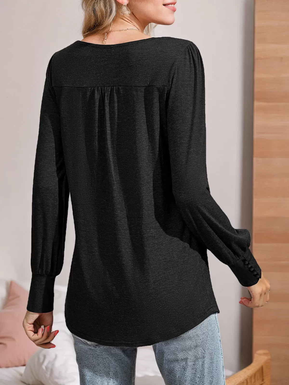 Round Neck Puff Long Sleeve Knit Blouse