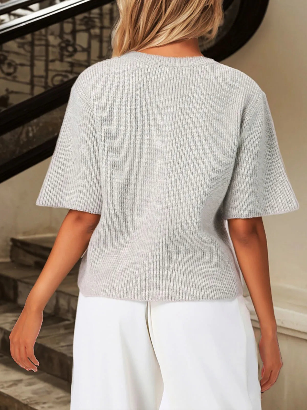 Round Neck Regular Sleeve Short Sleeve Sweater