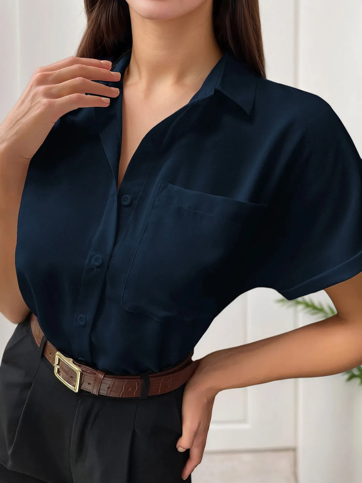 Old Money Style Minimalist Office Navy Blouse
