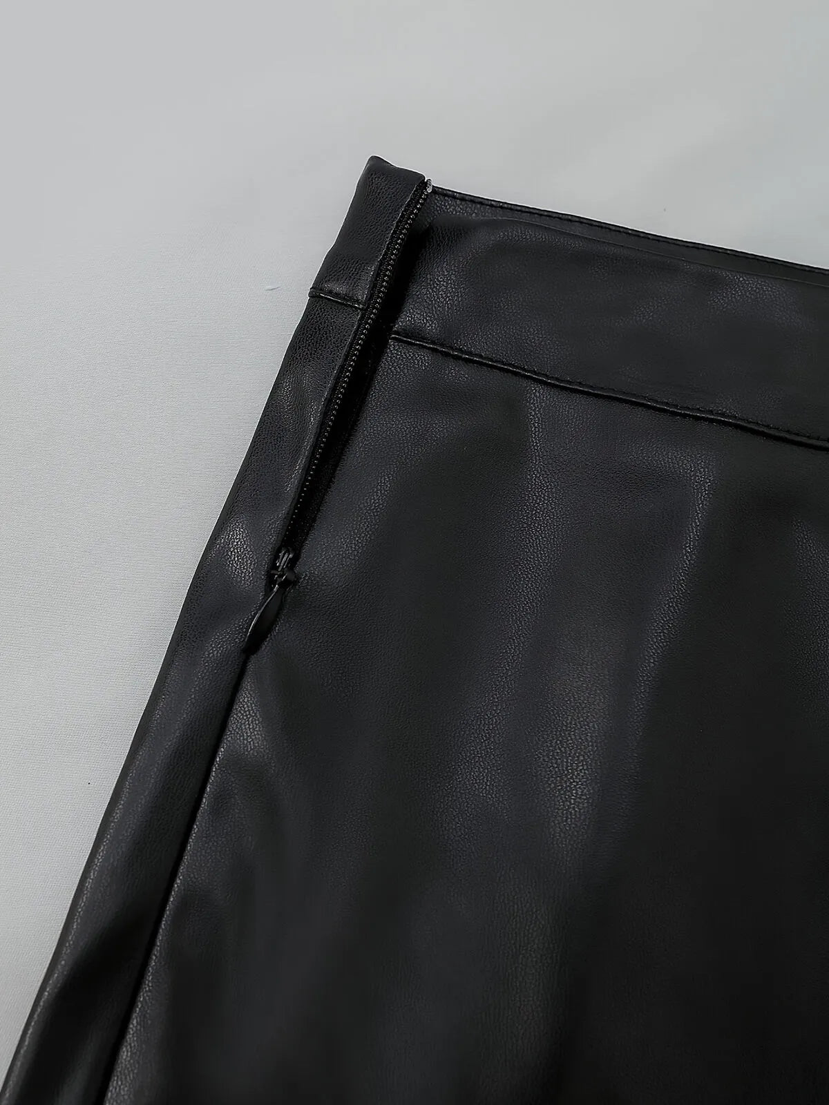 Solid High Rise Concealed Side-seam Zip Pu Leather Bodycon Skirt