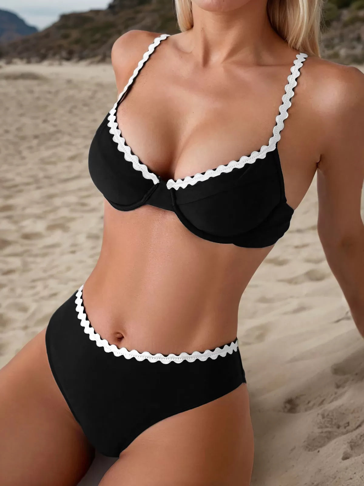 Solid Lace Low Rise Bikini 