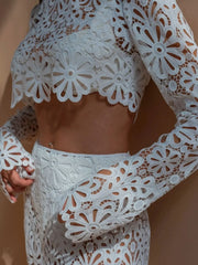 Solid Lace Round Neck Regular Blouse