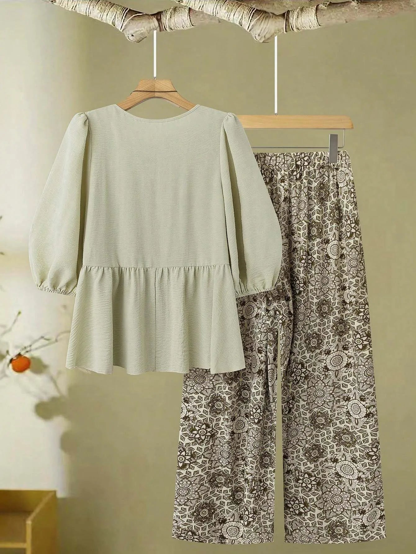 Solid Lace-up Lantern Sleeve Blouse & Ditsy Floral Palazzo Pants