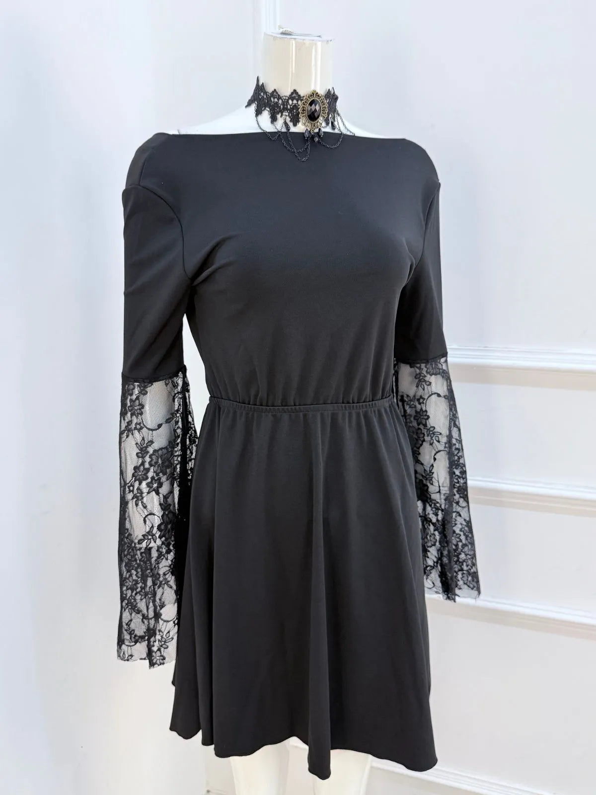 3pcs Solid Halloween Cosplay Wizard Floral Lace V-neck Lace up Flare A-line Dress Accessories Included