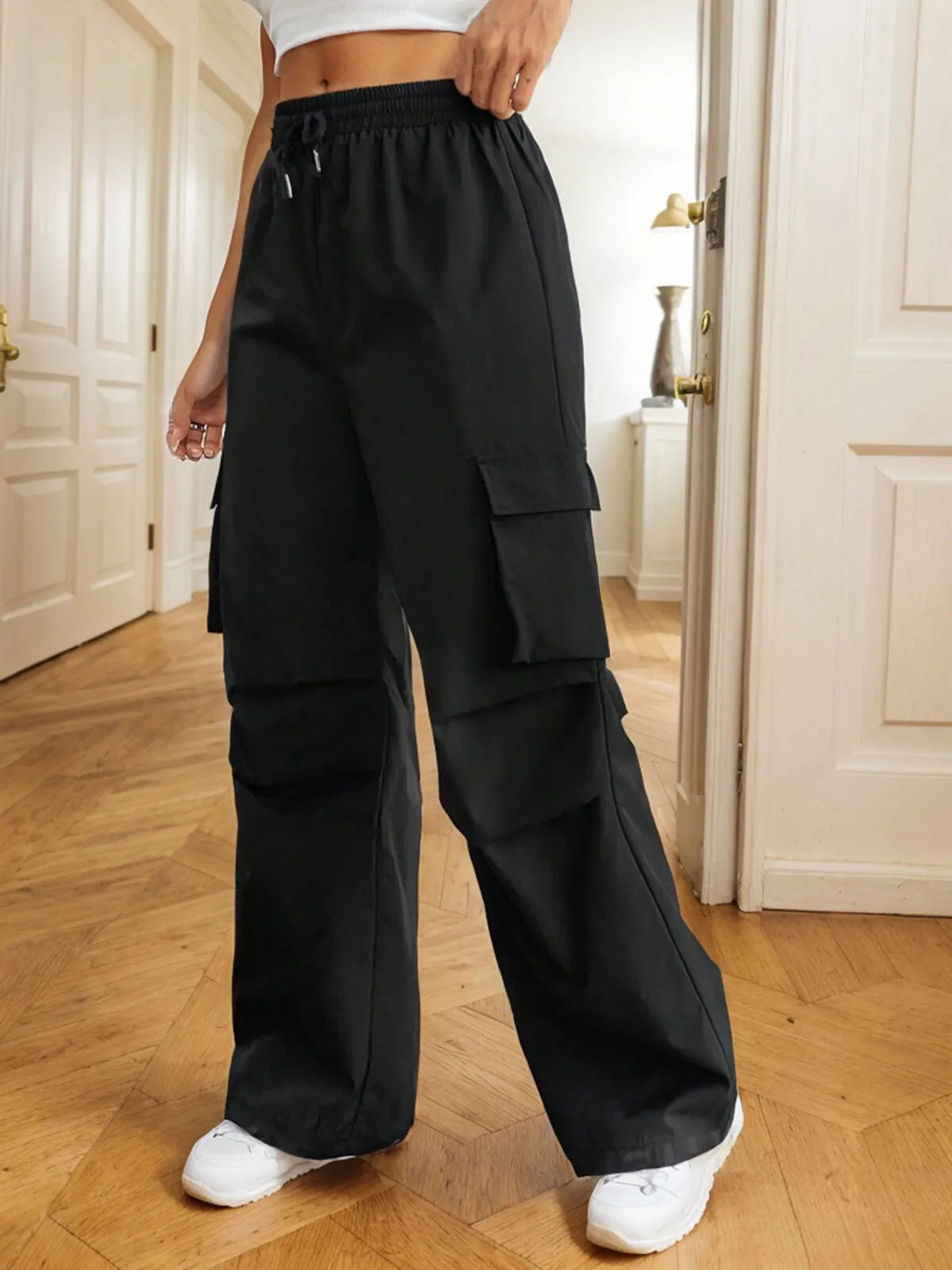 Solid Pocket High Rise Elastic Waist Pants