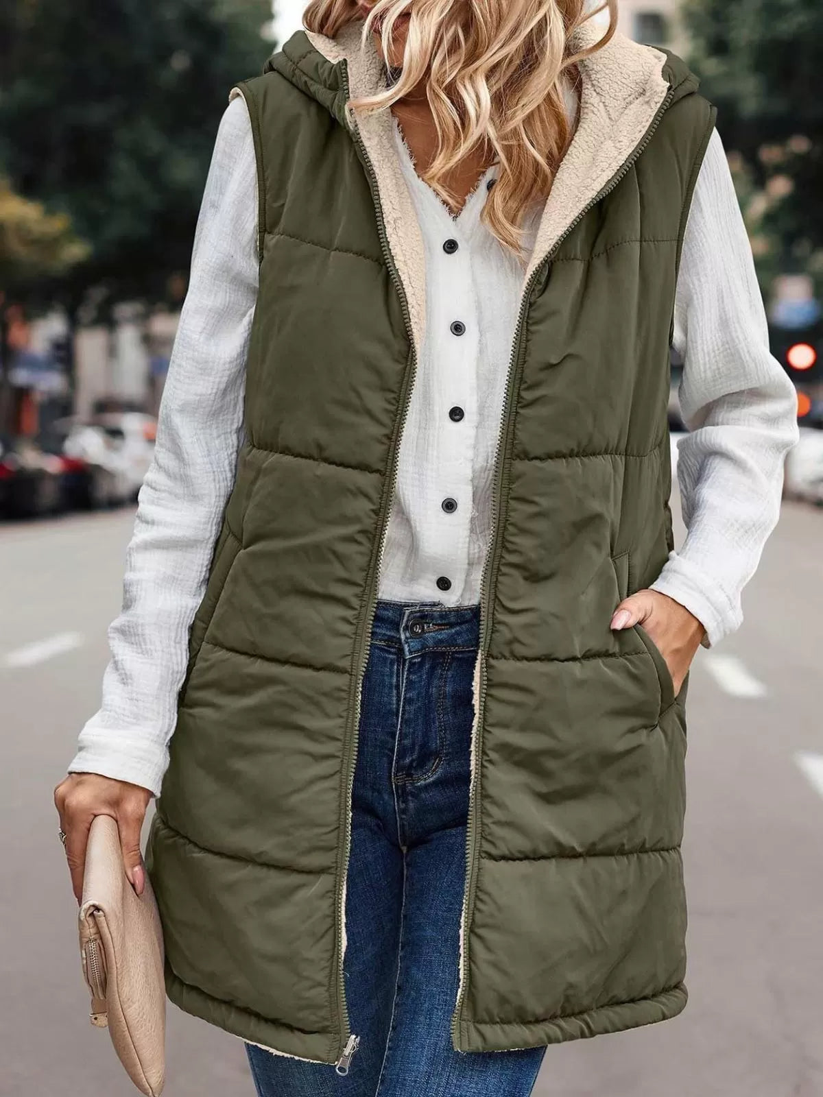 Solid Pocket Hooded Regular Vest