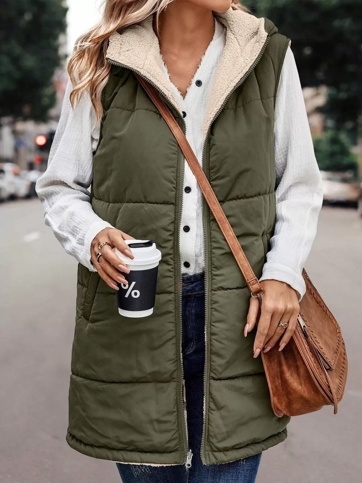 Solid Pocket Hooded Regular Vest