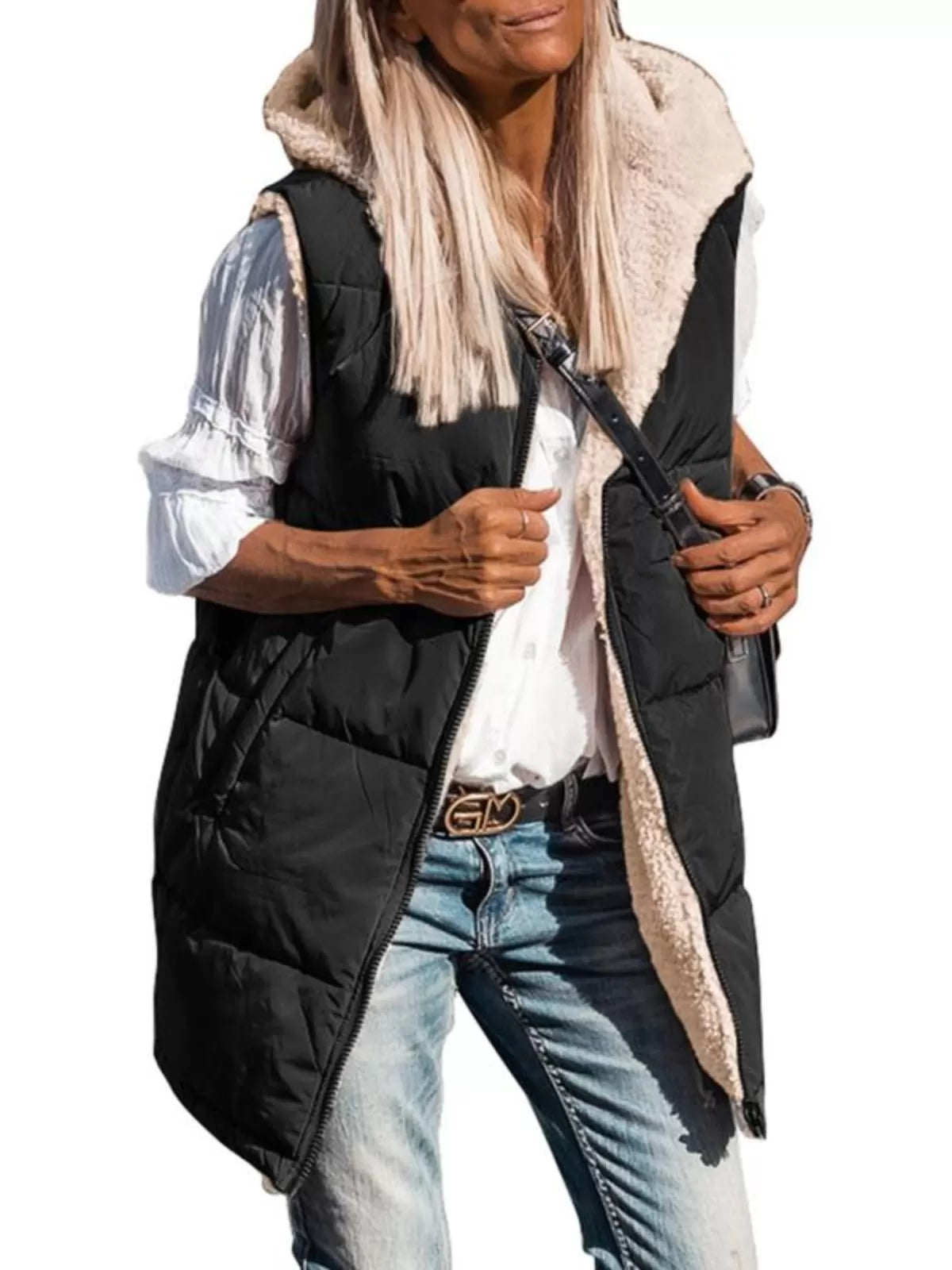 Solid Pocket Hooded Regular Vest