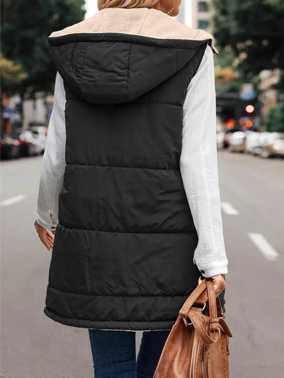Solid Pocket Hooded Regular Vest