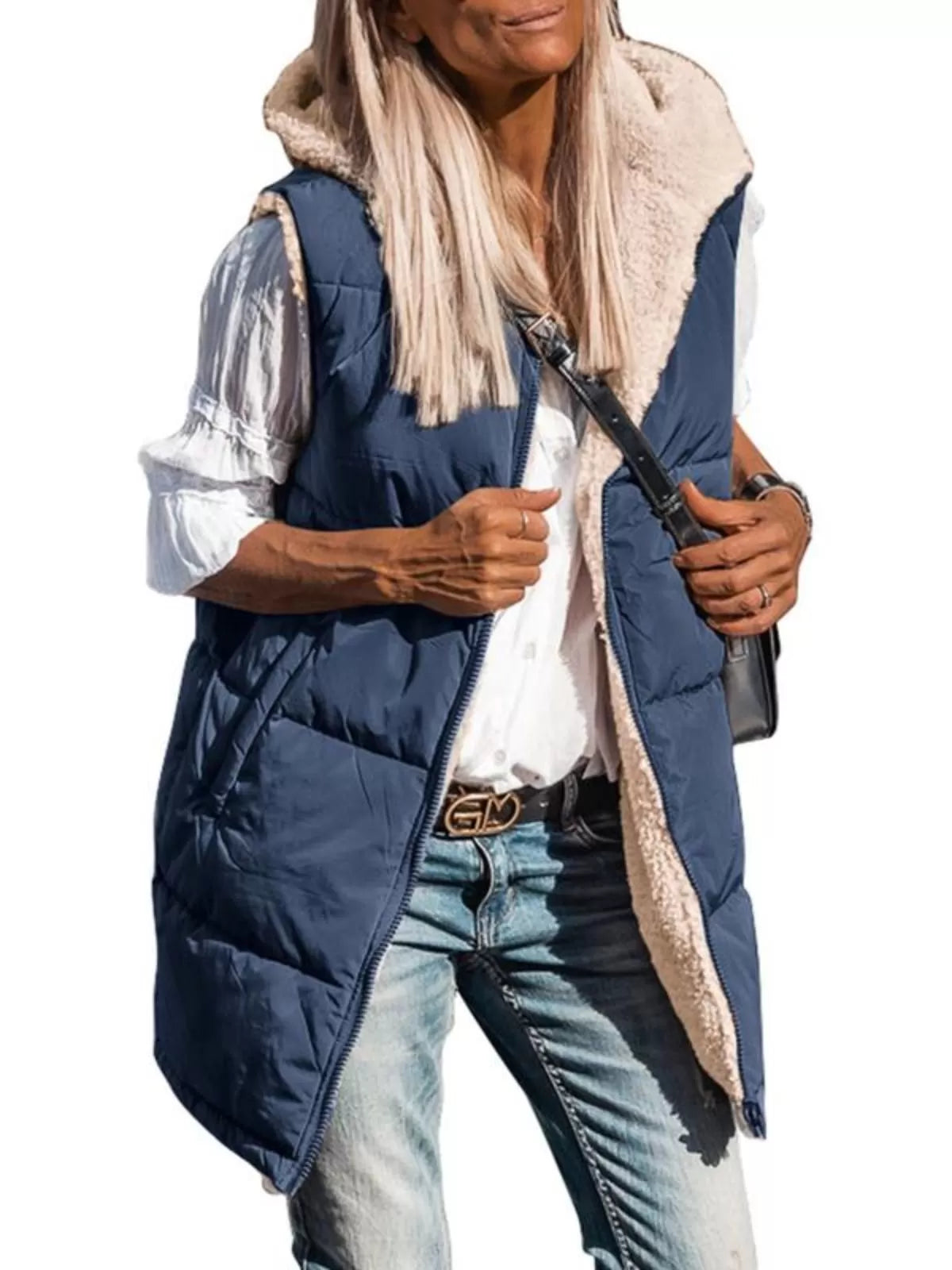 Solid Pocket Hooded Regular Vest