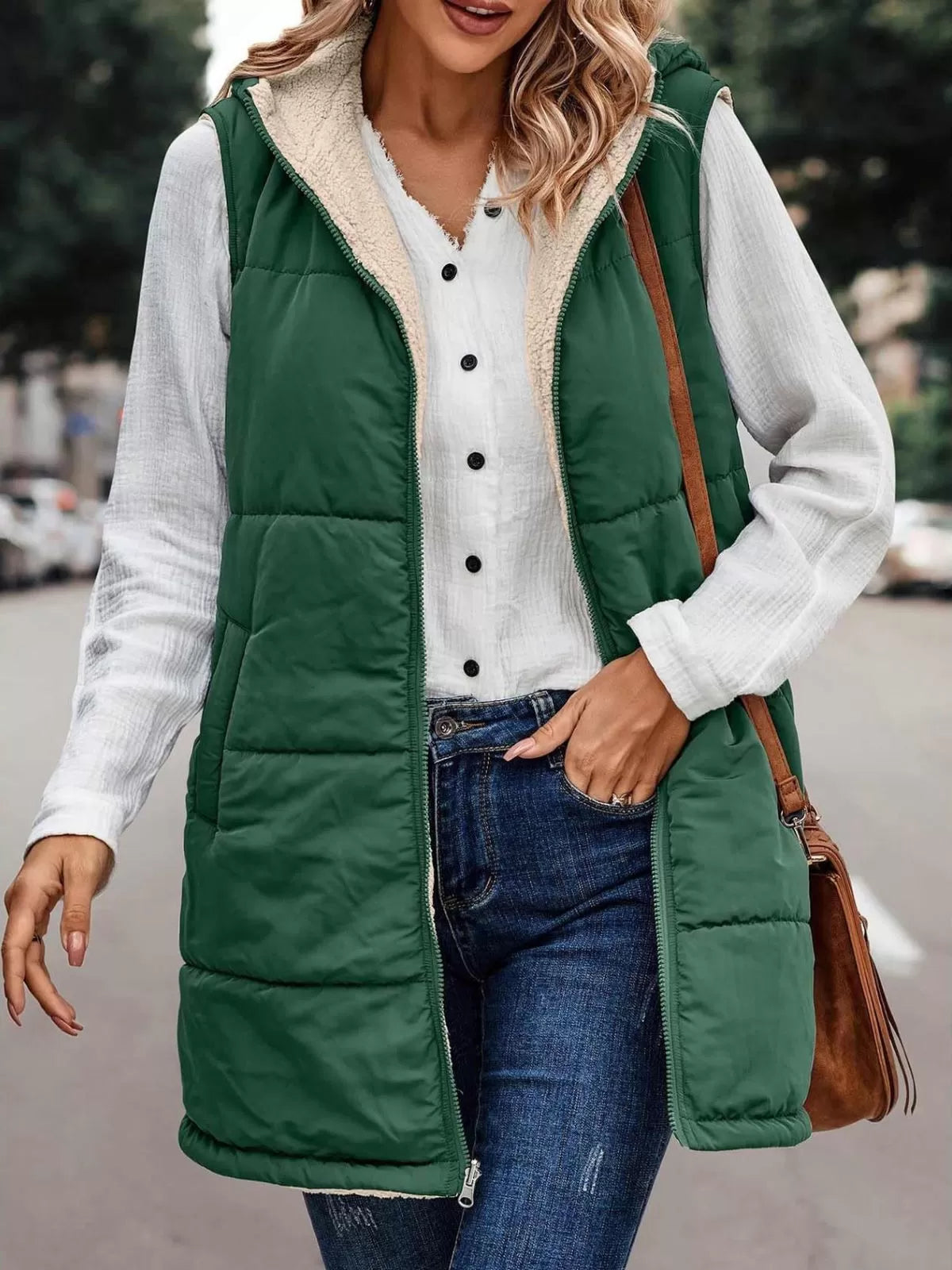 Solid Pocket Hooded Regular Vest