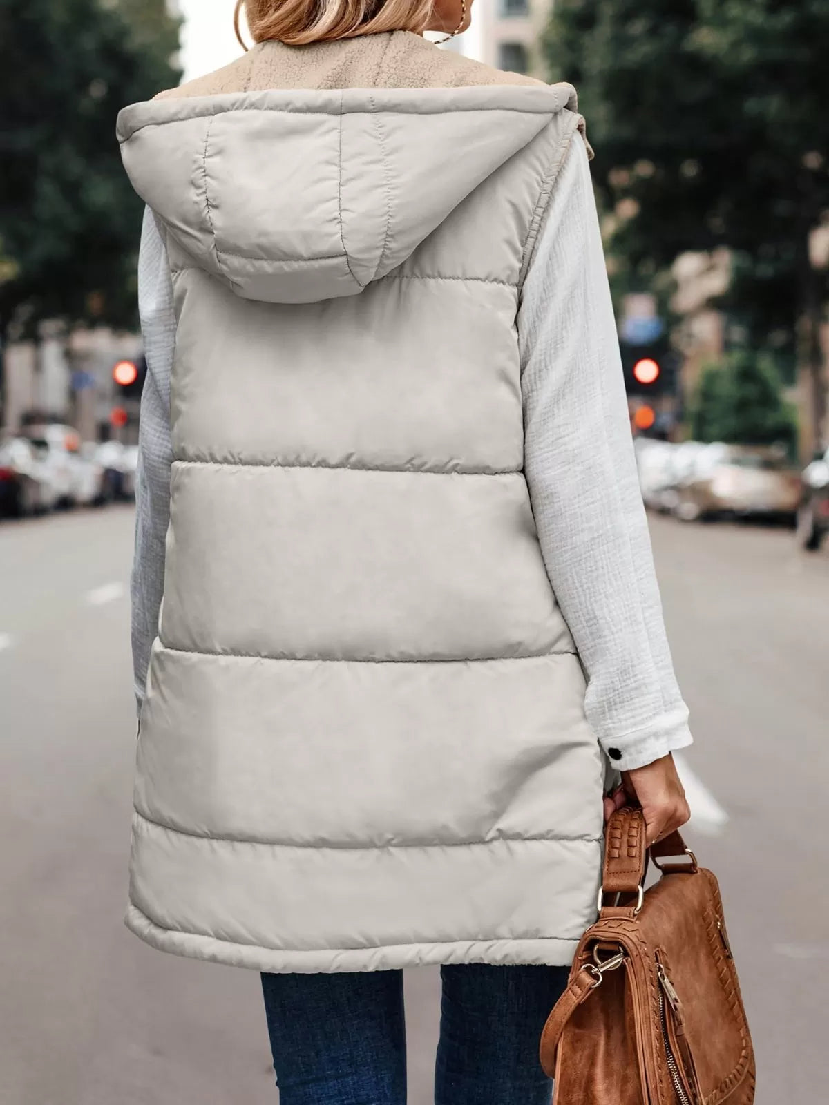 Solid Pocket Hooded Regular Vest