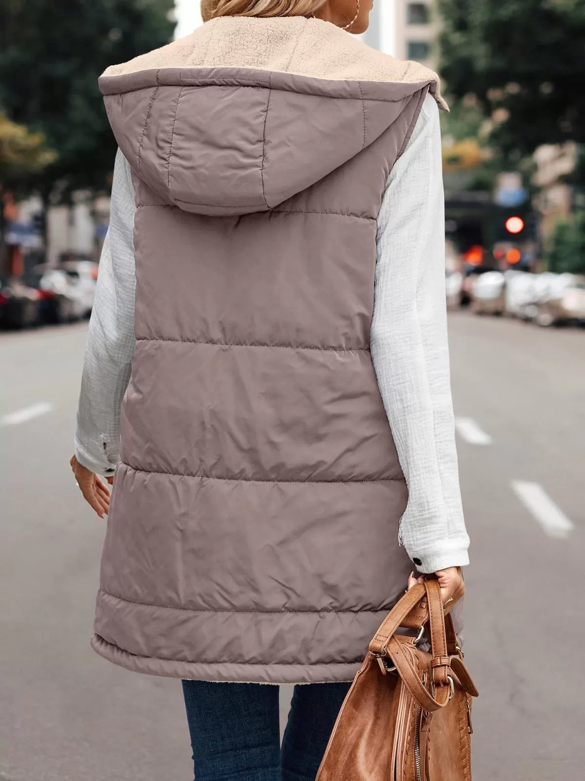 Solid Pocket Hooded Regular Vest