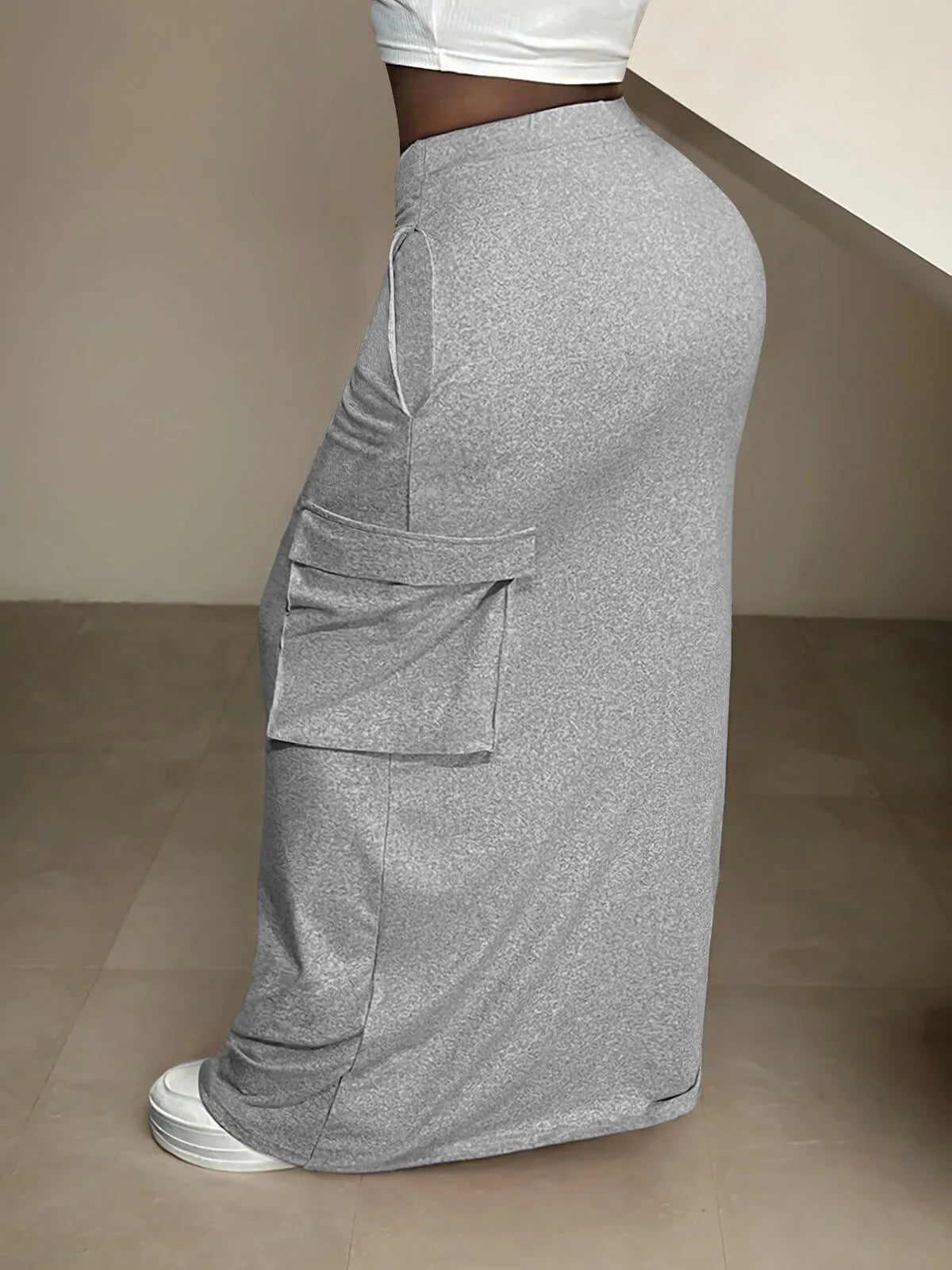 Solid Pocket Medium Rise Bodycon Skirt