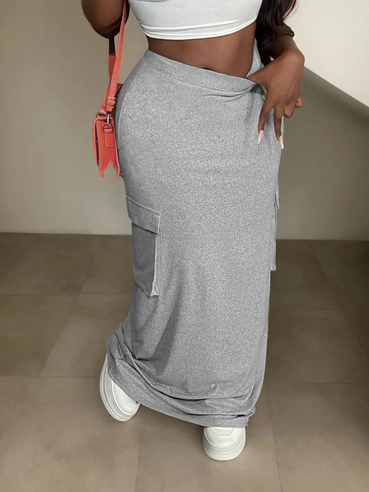Solid Pocket Medium Rise Bodycon Skirt