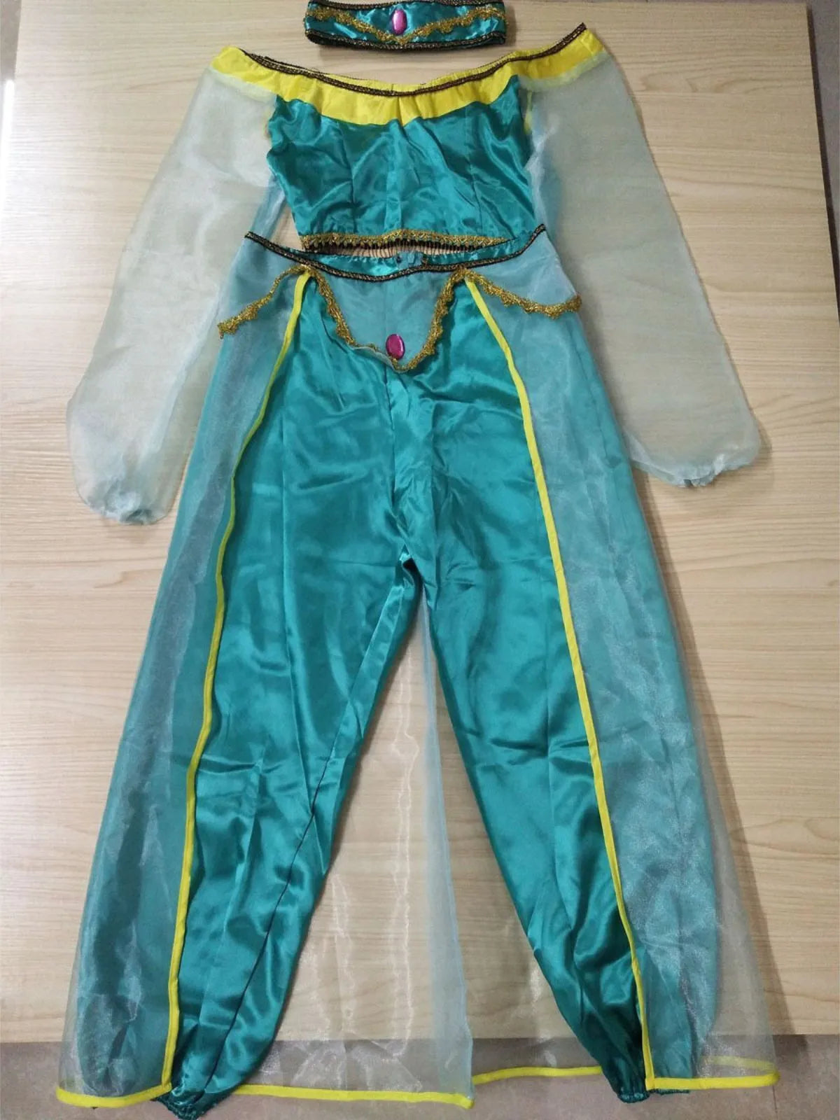 Solid Halloween Cosplay Aladdin's Magic Lamp Princess Jasmine Puff Off Shoulder Beading Blouse & Solid Lantern Pants, Including headdress