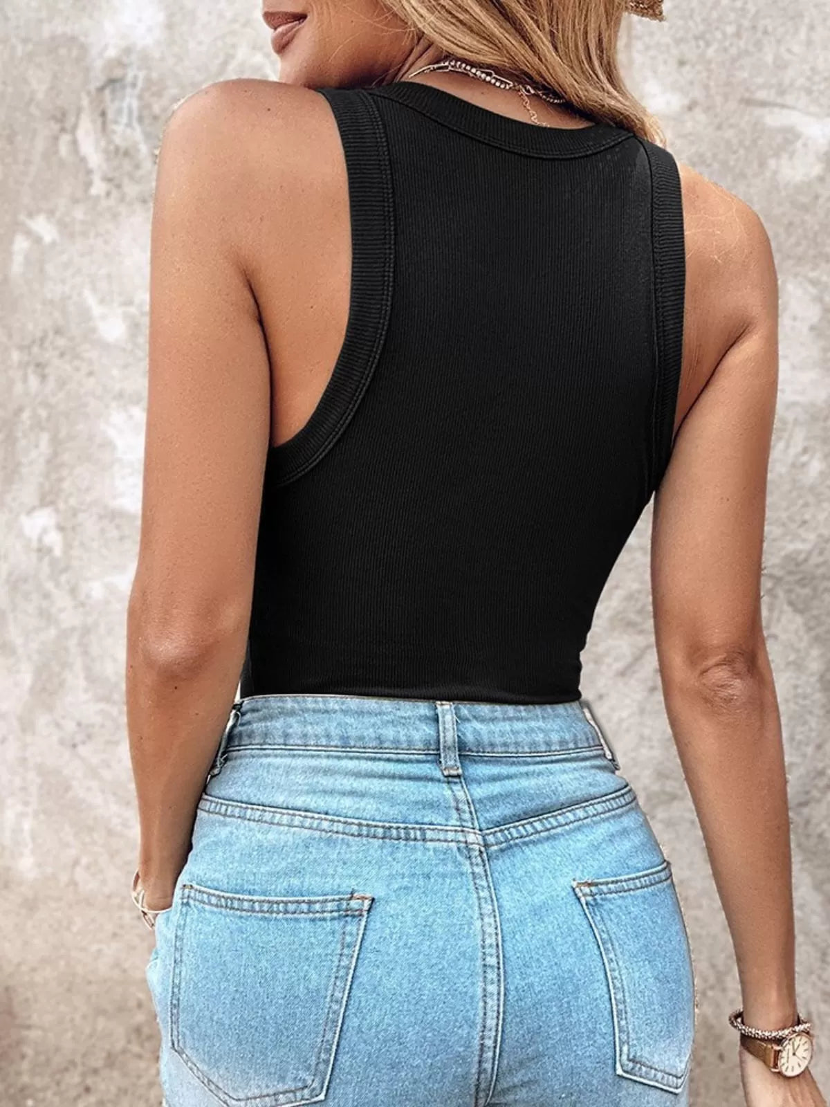 Solid Round Neck Regular Tank