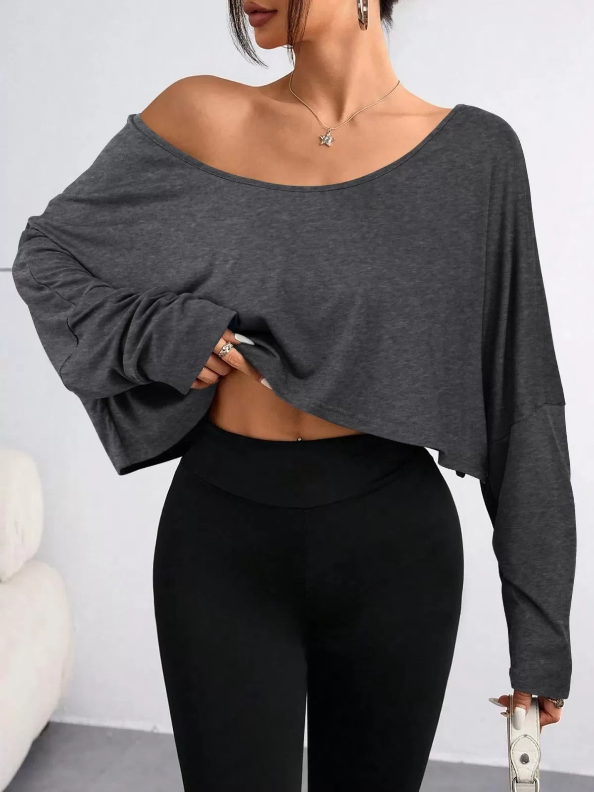 Solid Round Neck Drop Shoulder Casual Long Sleeve Crop T-shirt  for All Seasons