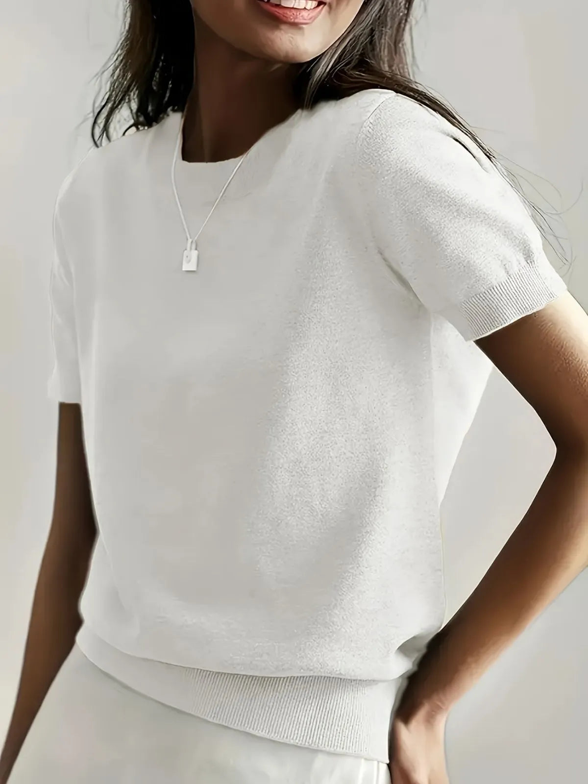 Solid Round Neck Casual Basic Knit Pullover Sweater for Daily Wear