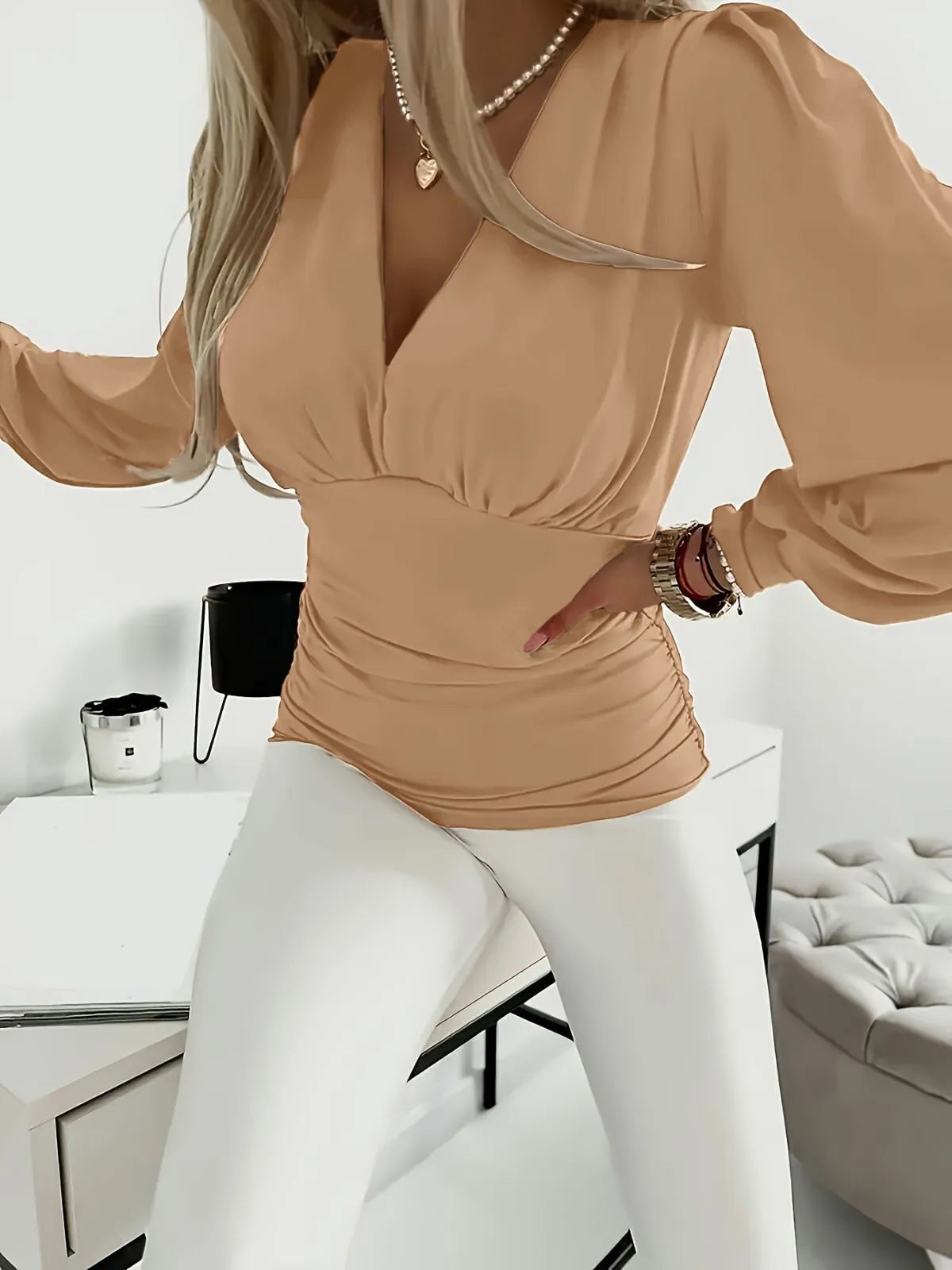 Solid Ruched V-neck Lantern Blouse for Daily Wear