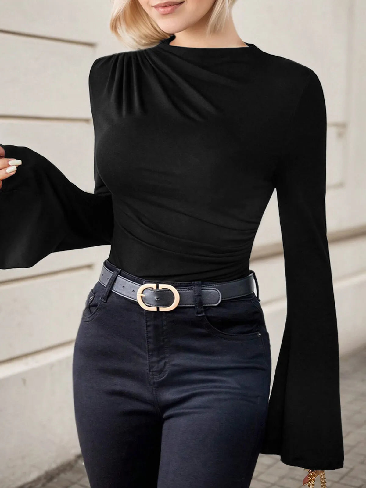 Solid Slashed Flare Long Sleeve Blouse