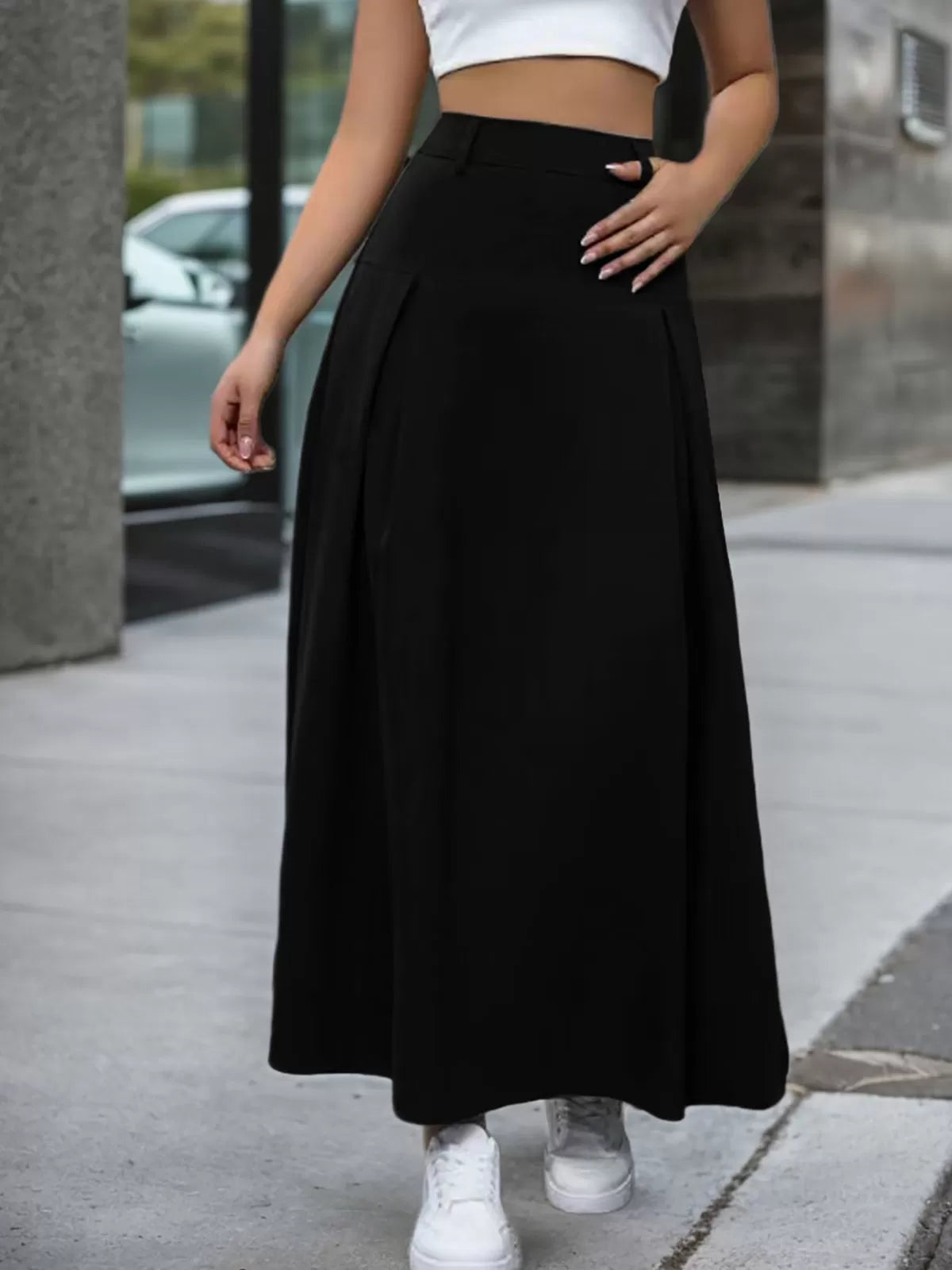 Solid Wrinkle Medium Rise Hidden Center Back Skirt